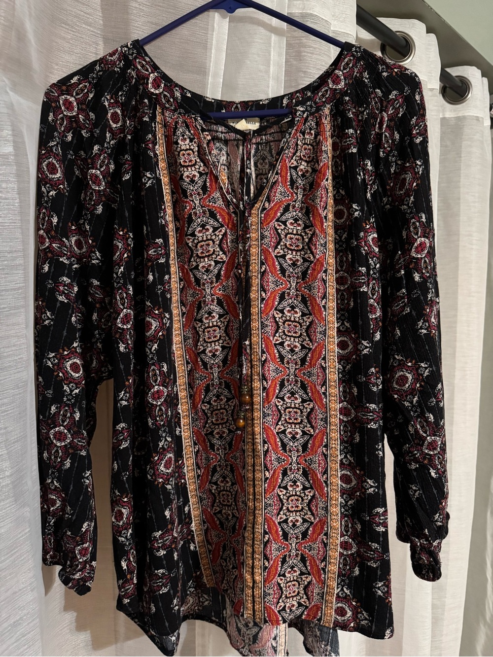 Boho Floral Print Long-Sleeve Peasant Top - Black & Red